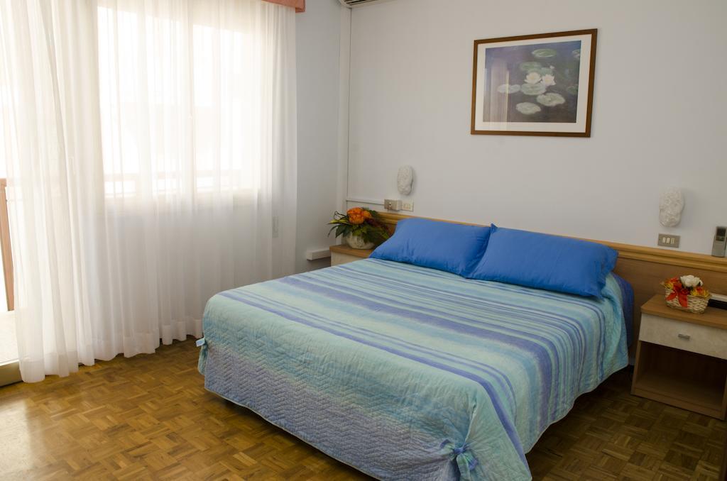 Hotel Consul 3*