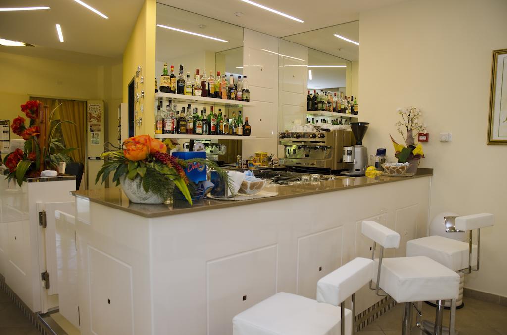 Hotel Consul 3*